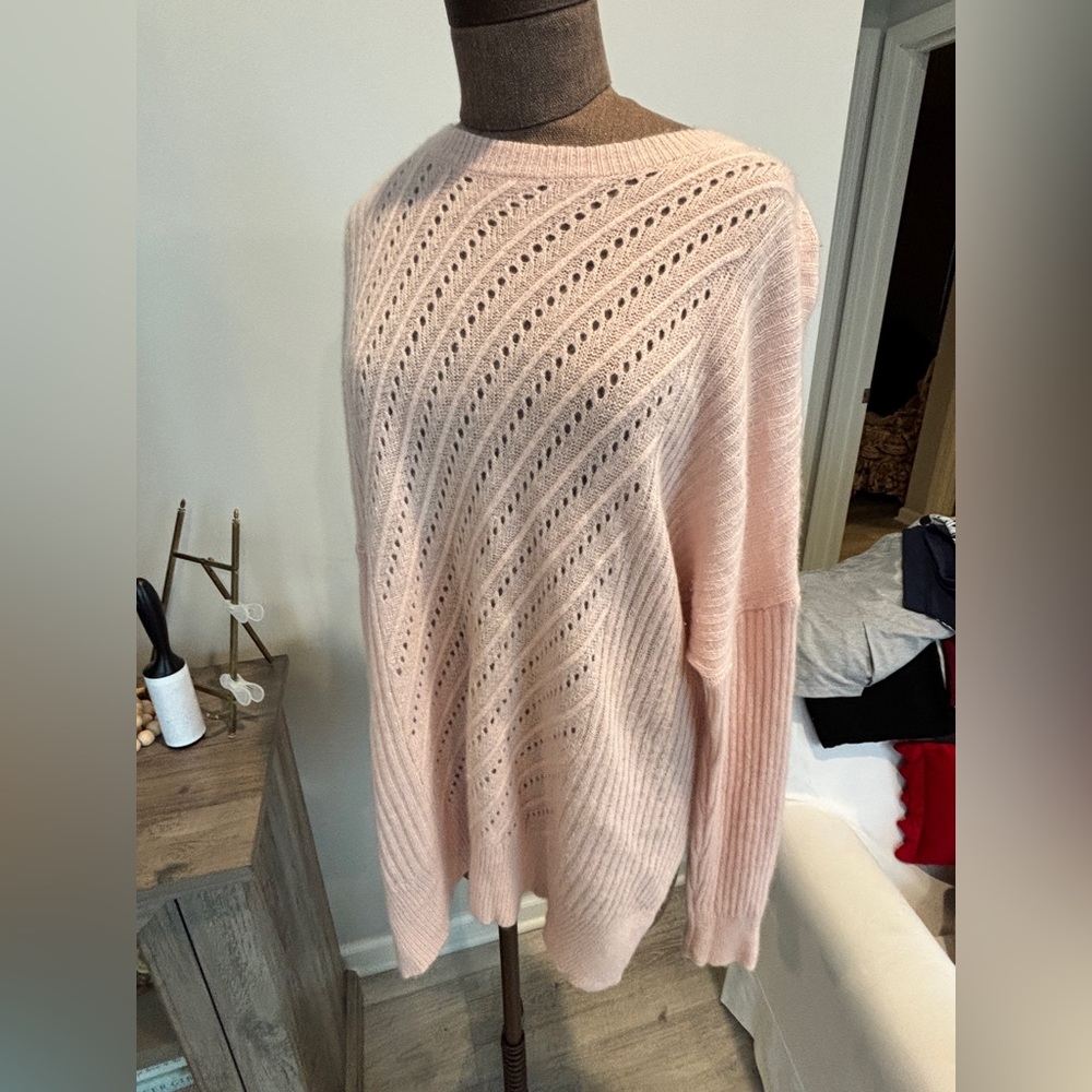 Johnny Was Light Pink Crew Neck Sweater xl